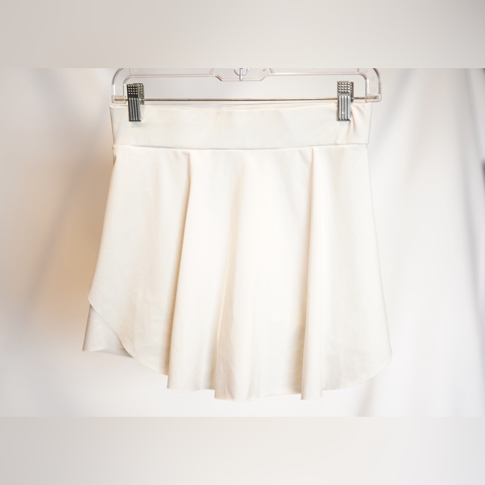 Women’s white skort
